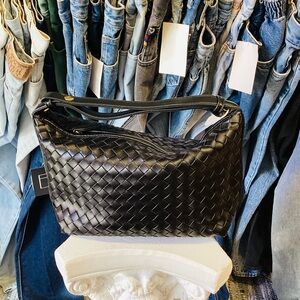 Salma interciatto Woven Vegan Leather Shoulder bag